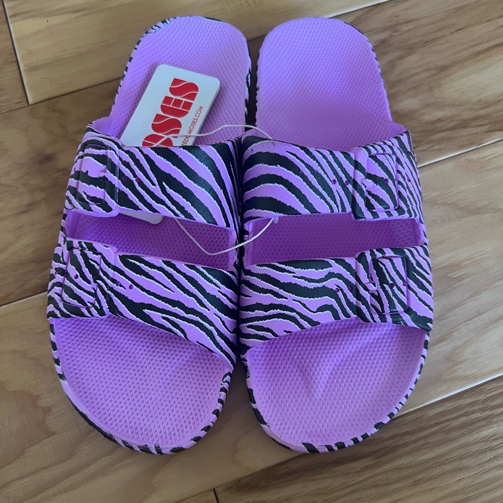 NWT FREEDOM MOSES - Purple Zebra Print Slide Sandals - 38/39
